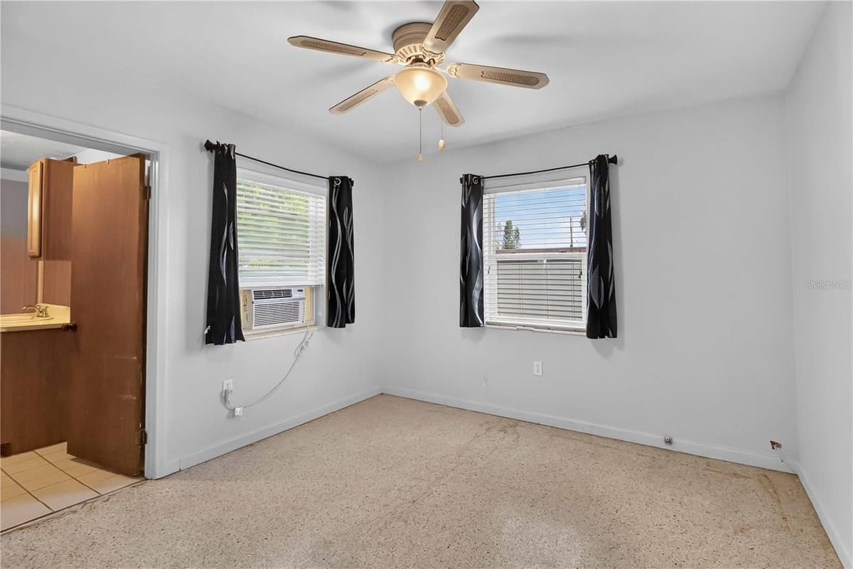 4704 PARK ACRES DRIVE — photo 23 of 44