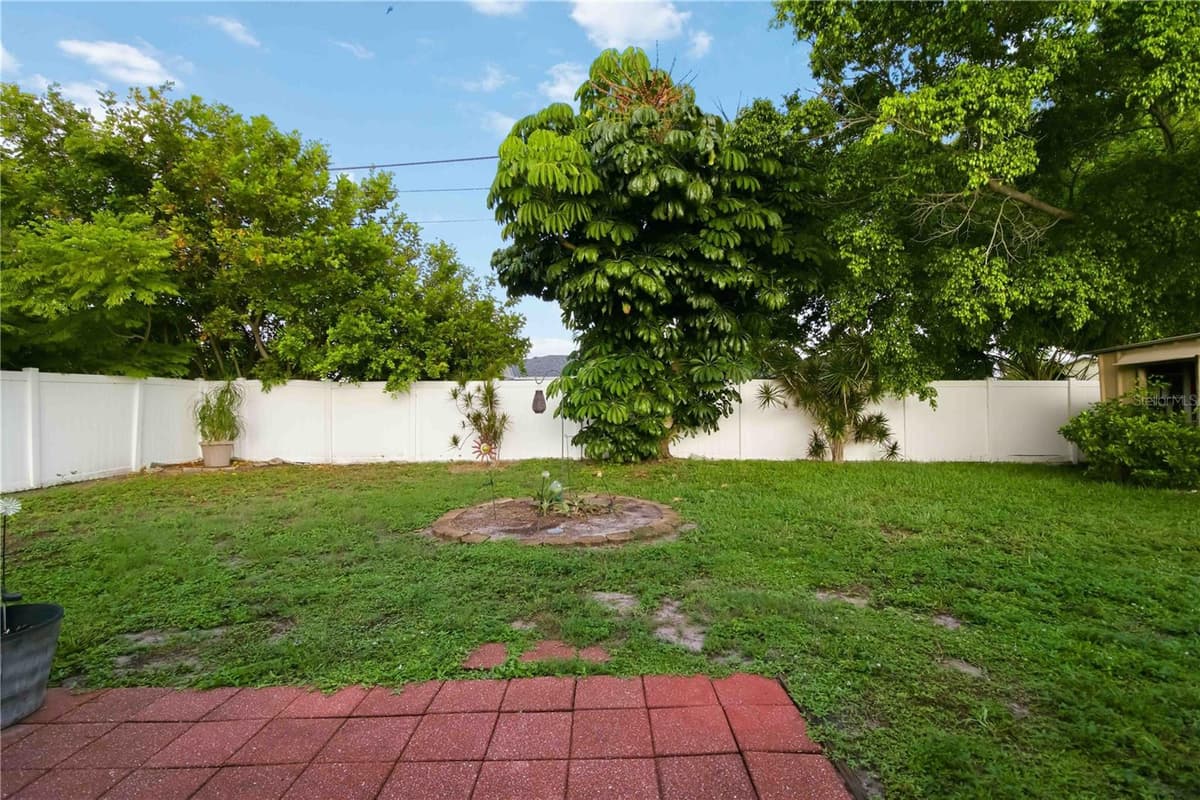 4704 PARK ACRES DRIVE — photo 36 of 44