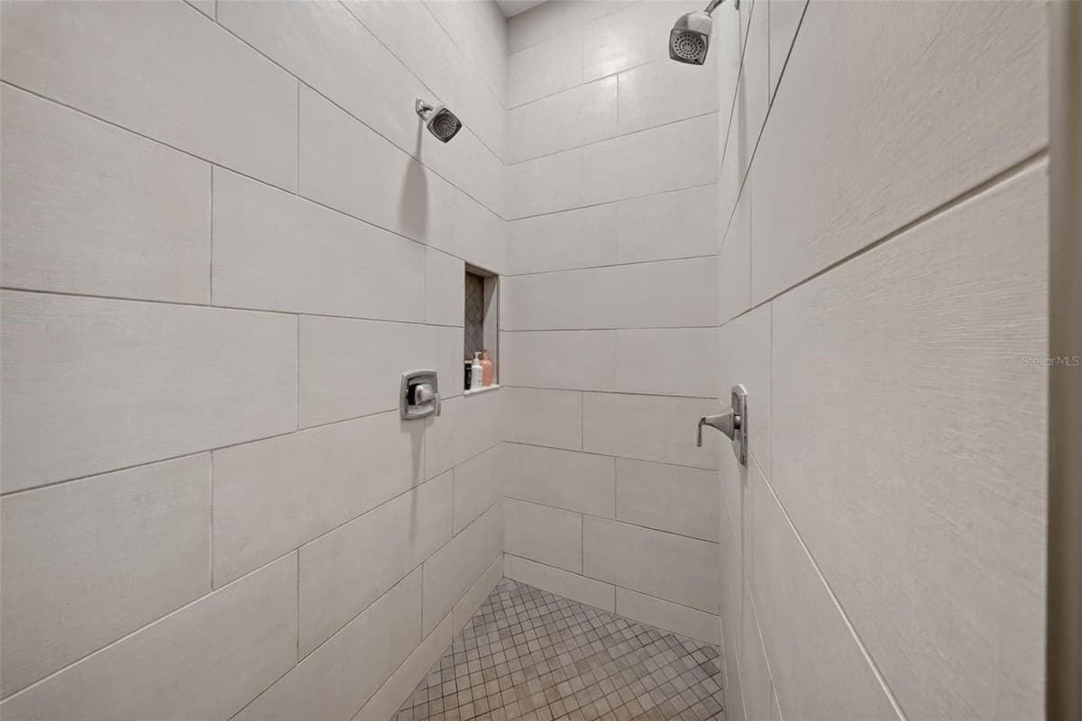 2304 CLEMENT ROAD — photo 38 of 85