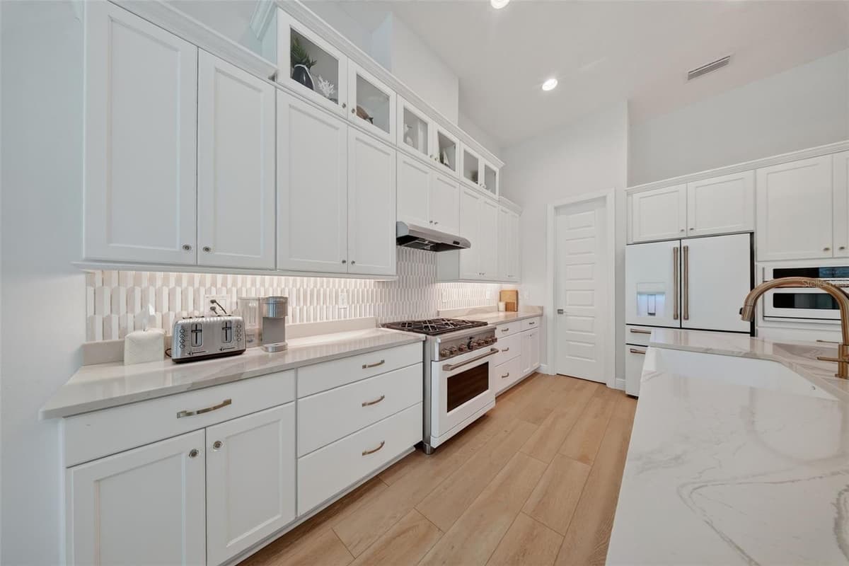 2304 CLEMENT ROAD — photo 17 of 85