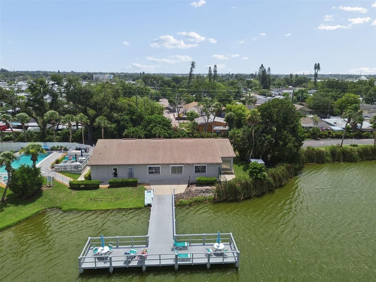 3074 LAKE BAYSHORE DR — photo 24 of 29