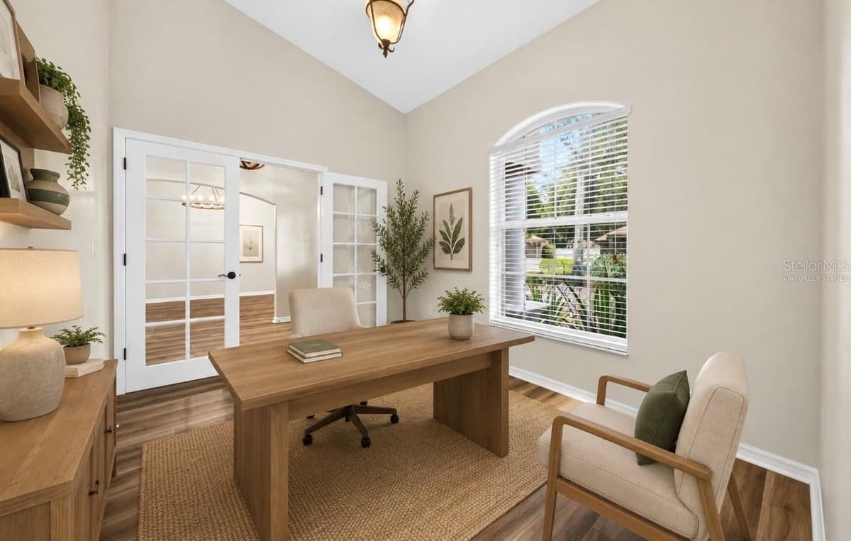 4911 RAYLENE WAY — photo 12 of 52
