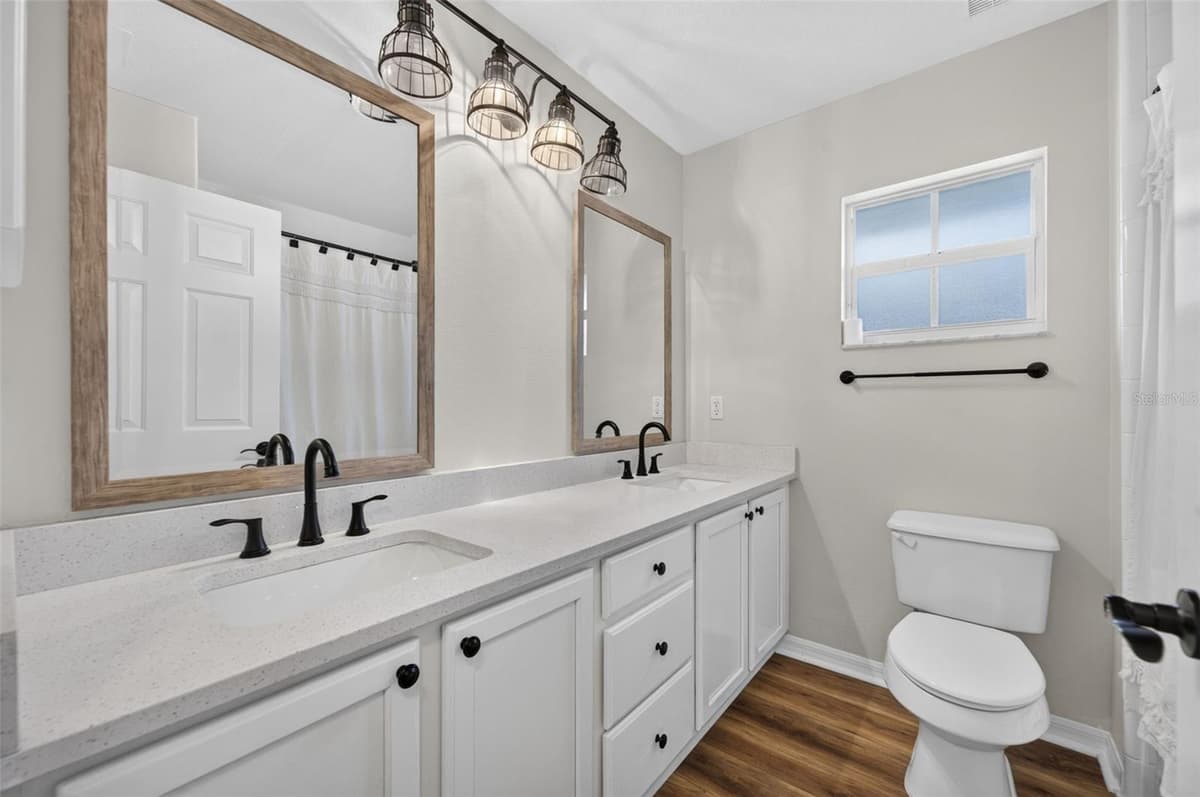 4911 RAYLENE WAY — photo 31 of 52