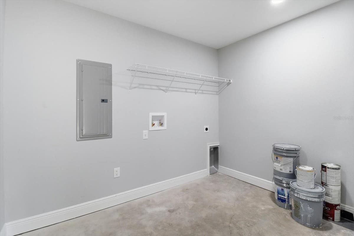 9143/9141 TRAVIS DRIVE — photo 31 of 38