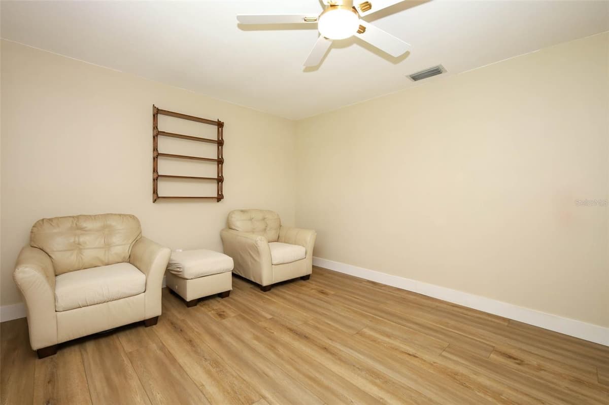 1015 ANTELOPE TRAIL — photo 8 of 71