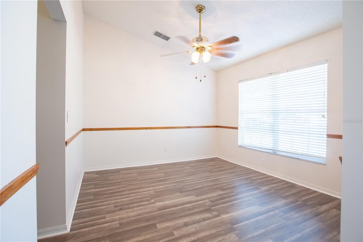 534 TIMBER RUN LANE — photo 5 of 21