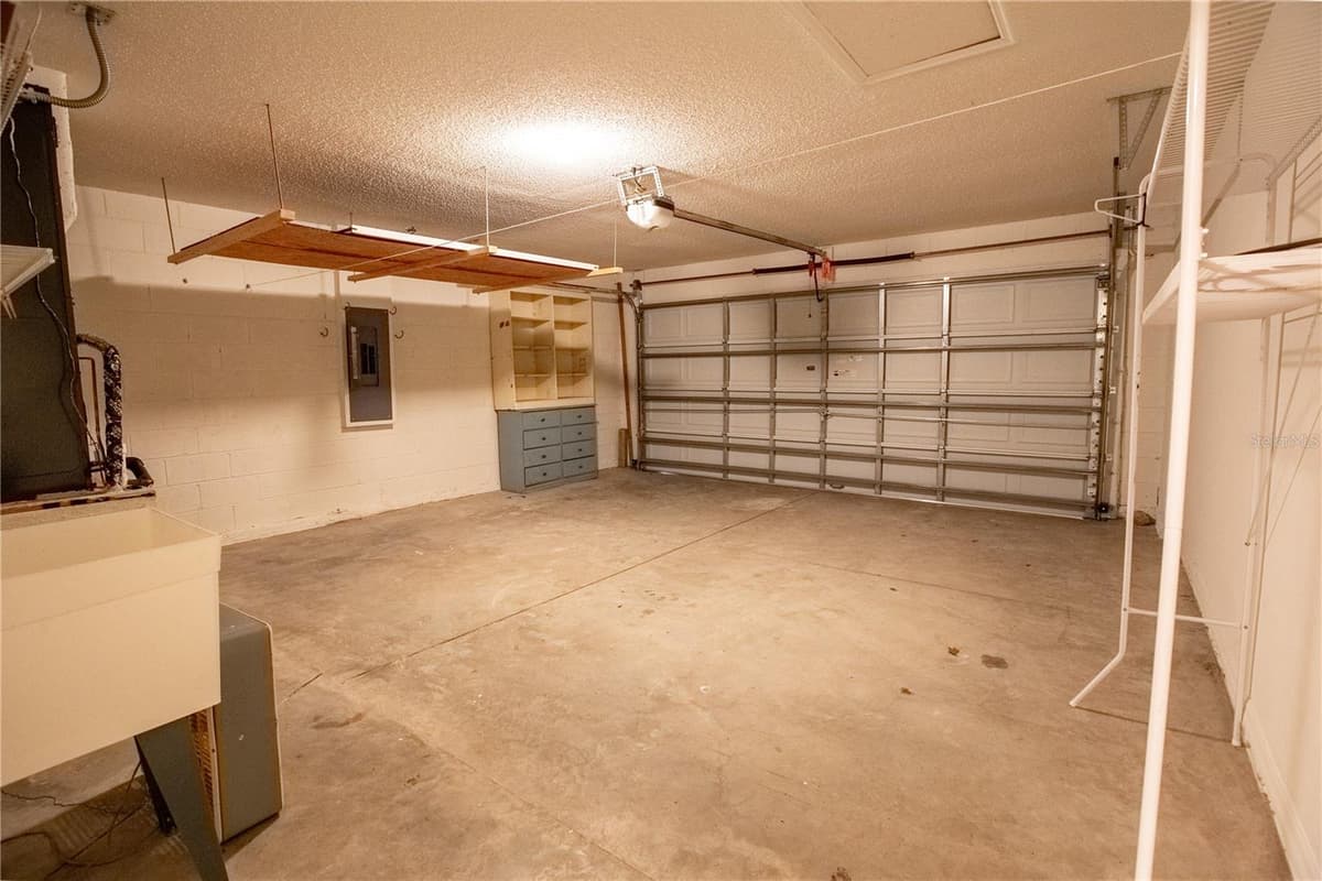 534 TIMBER RUN LANE — photo 18 of 21