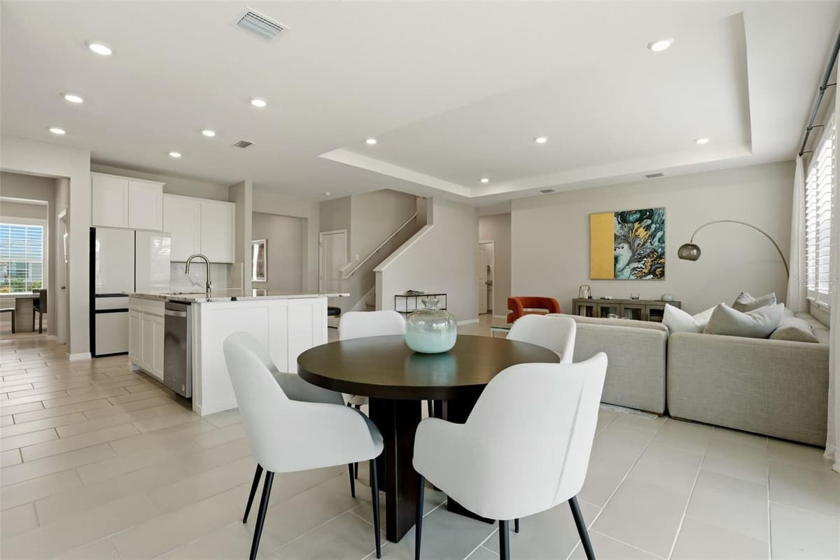 5715 WOODLAND SAGE DRIVE — photo 11 of 55