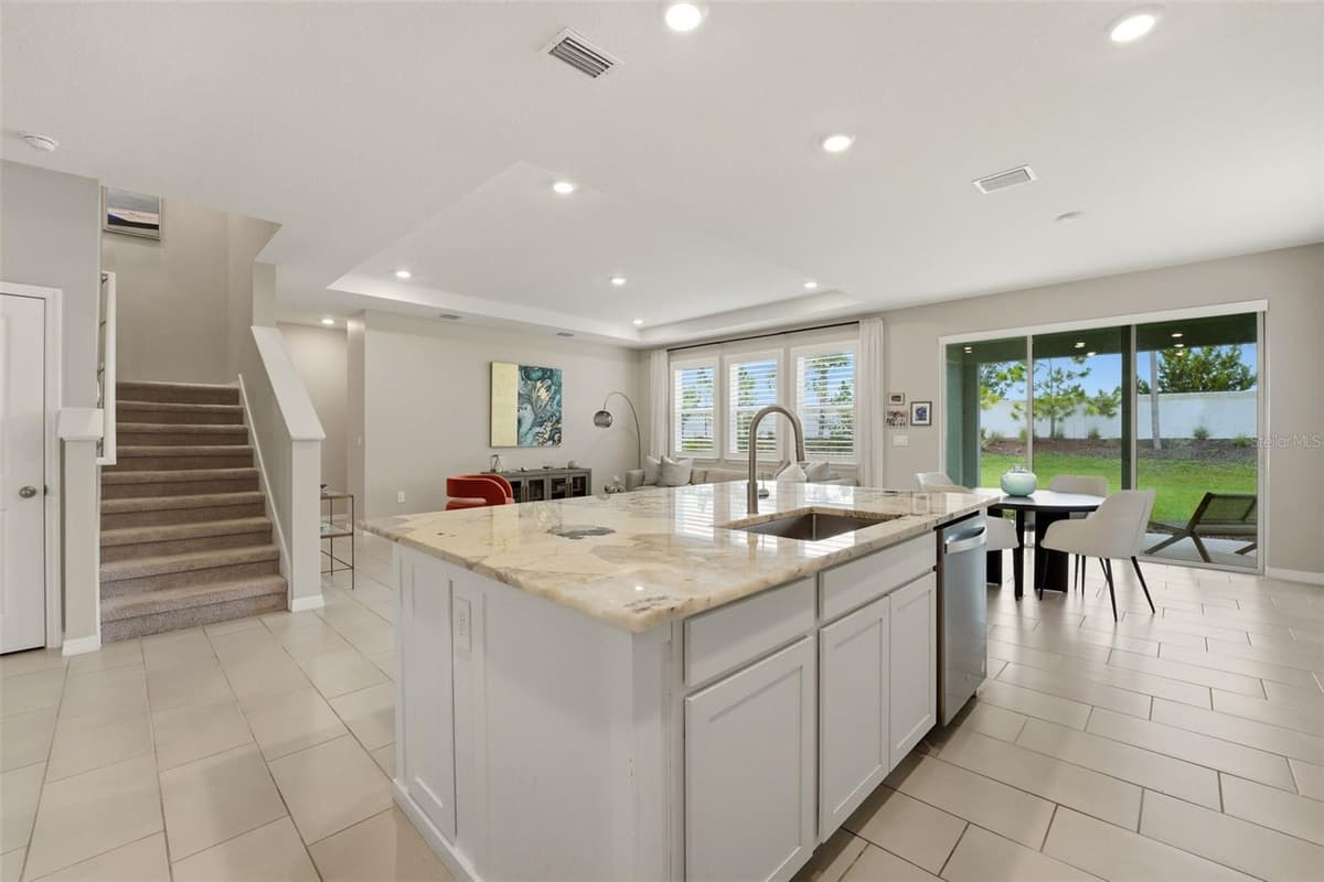 5715 WOODLAND SAGE DRIVE — photo 9 of 55