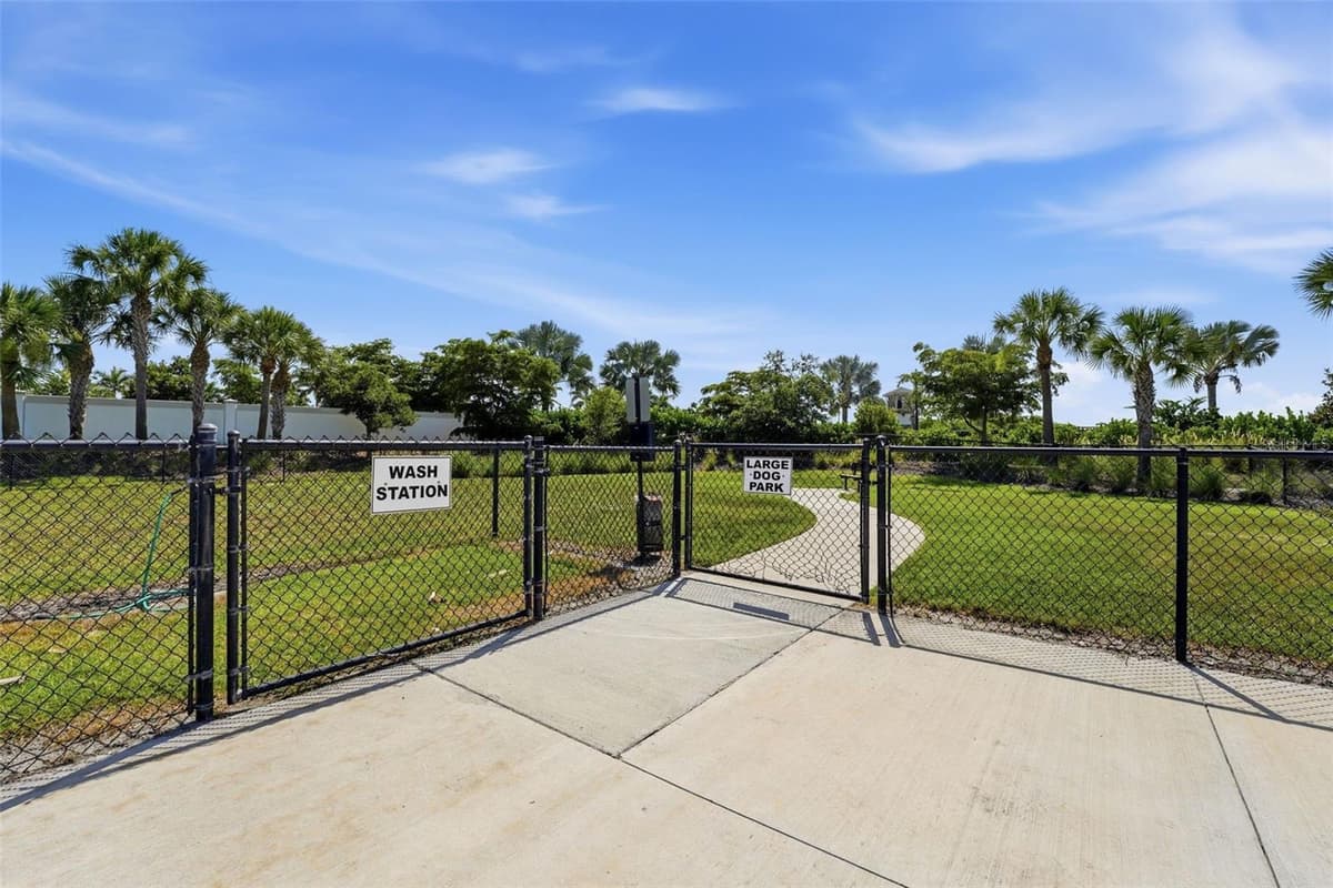 5715 WOODLAND SAGE DRIVE — photo 53 of 55