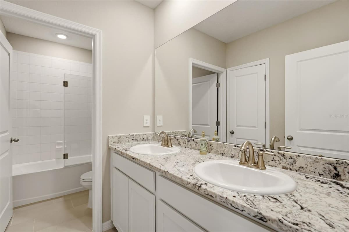 5715 WOODLAND SAGE DRIVE — photo 32 of 55