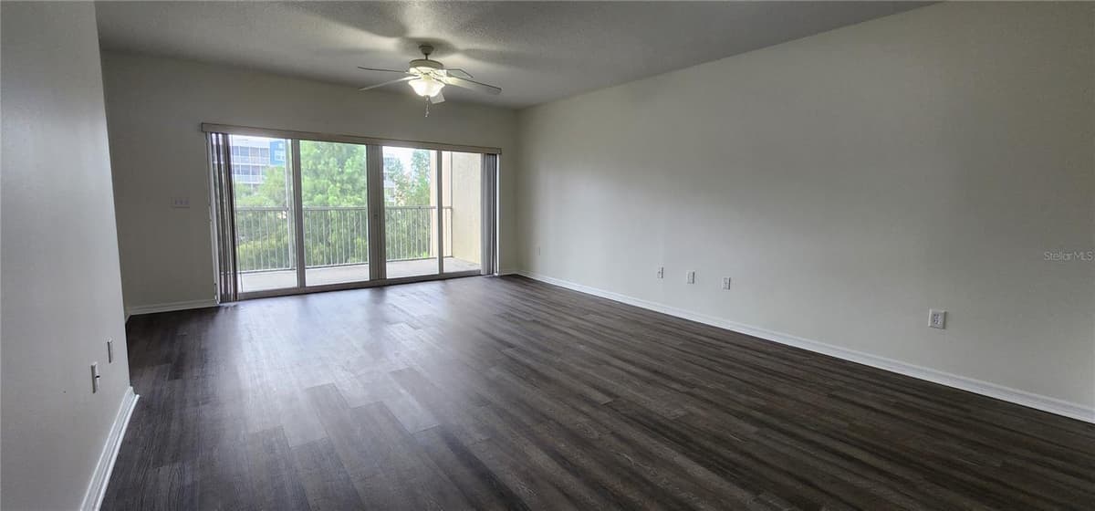 960 STARKEY ROAD — photo 8 of 17