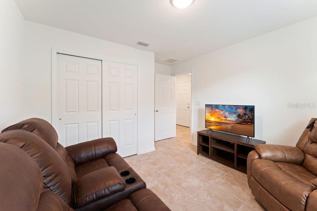 45 LAS CASITAS BOULEVARD — photo 28 of 40