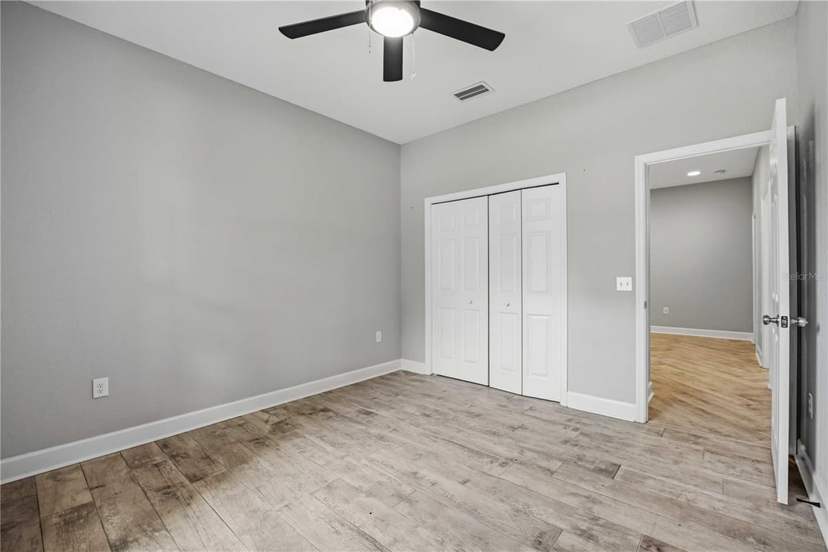 1027 CAMPBELL AVENUE — photo 20 of 30