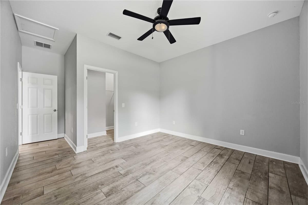 1027 CAMPBELL AVENUE — photo 22 of 30