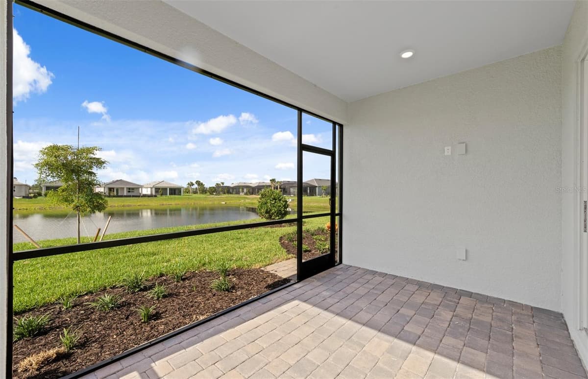29028 CORAL HARBOUR DRIVE — photo 24 of 31