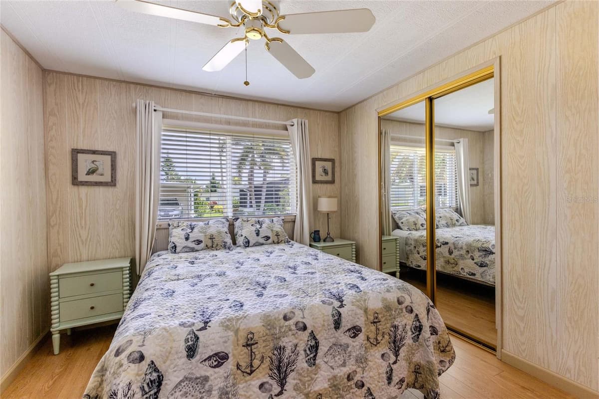 2100 KINGS HIGHWAY — photo 17 of 81