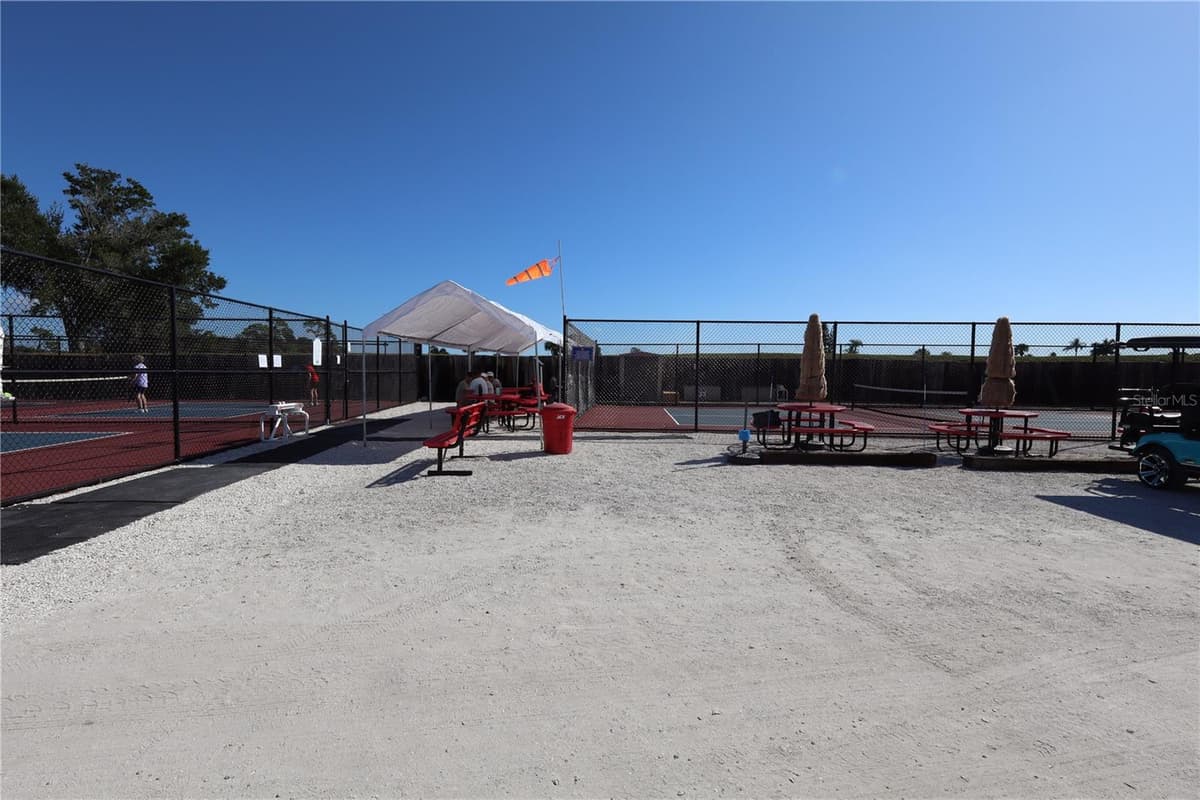 2100 KINGS HIGHWAY — photo 47 of 81