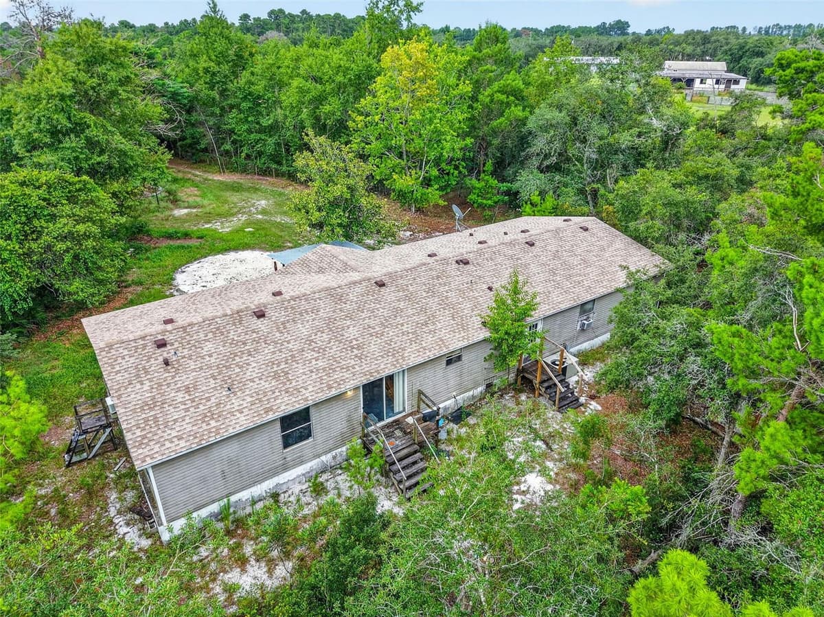 20241 SALTSDALE ROAD — photo 5 of 36