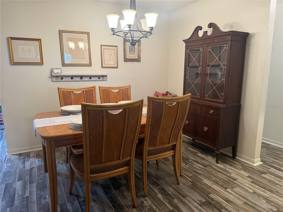 8658 95TH LANE — photo 8 of 22
