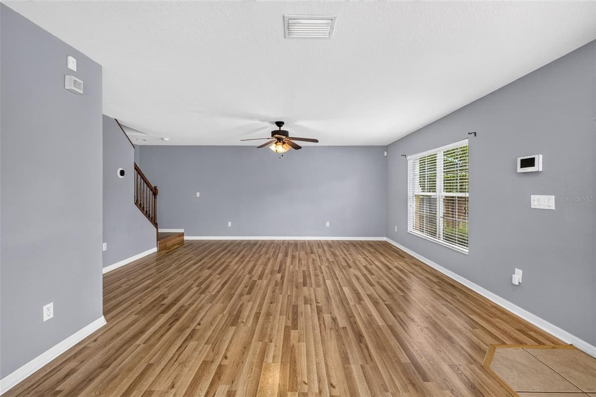 37602 AARALYN RD — photo 8 of 42