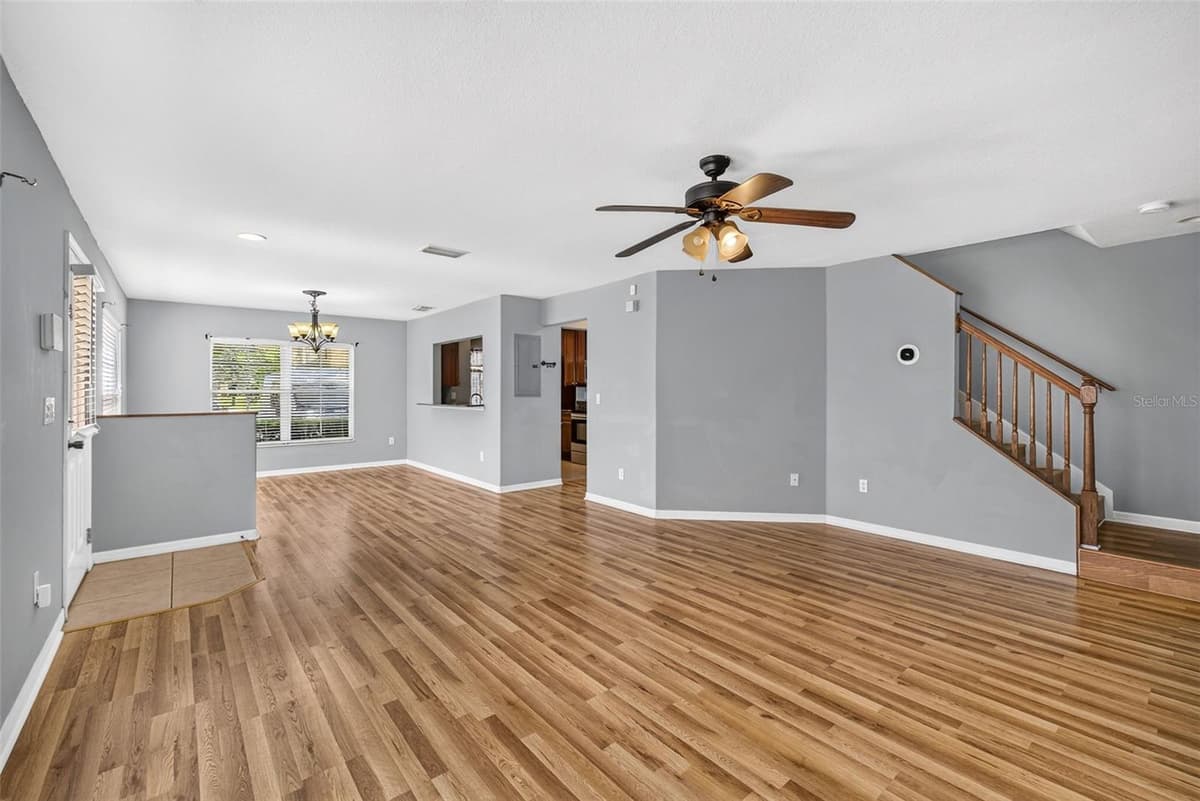 37602 AARALYN RD — photo 9 of 42