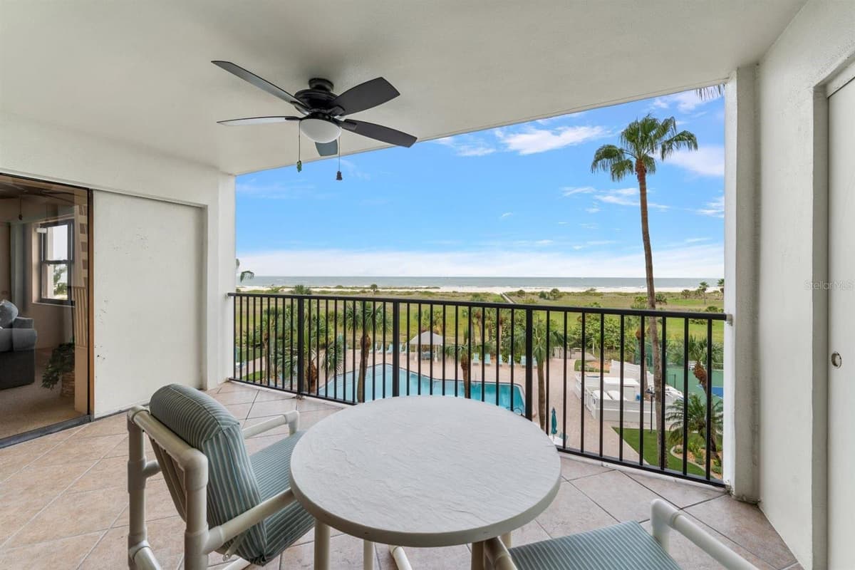 1230 GULF BOULEVARD — photo 13 of 28
