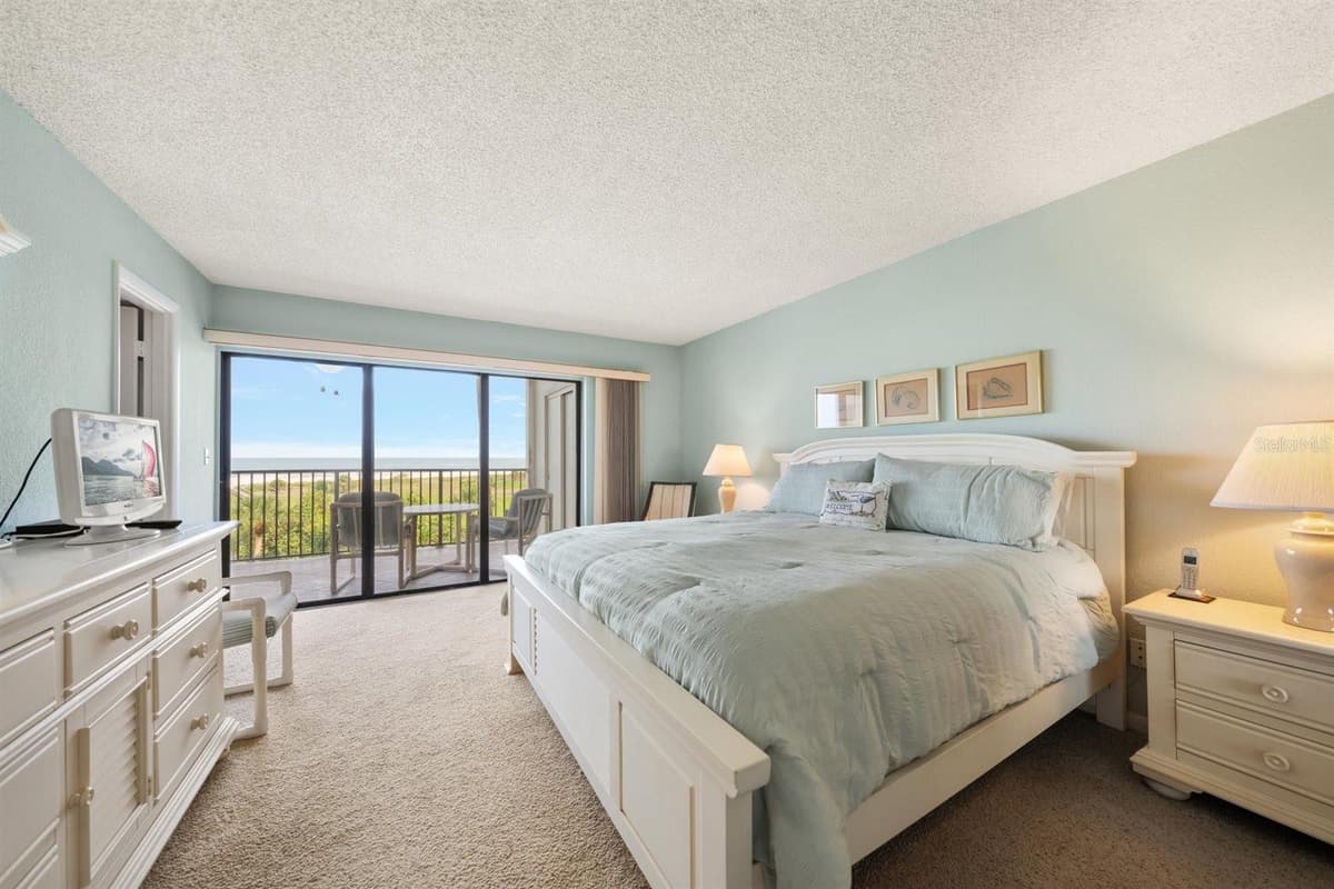 1230 GULF BOULEVARD — photo 10 of 28