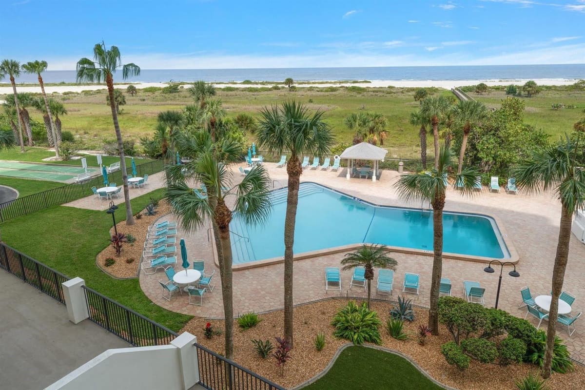 1230 GULF BOULEVARD — photo 17 of 28