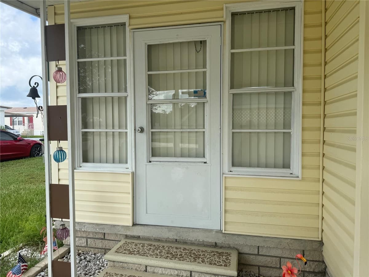 37529 ATTICA AVENUE — photo 3 of 24