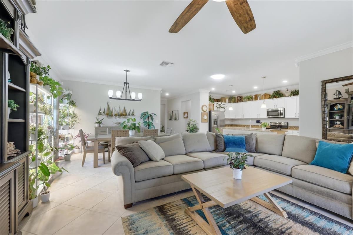 6540 WILLOWSHIRE WAY — photo 14 of 100