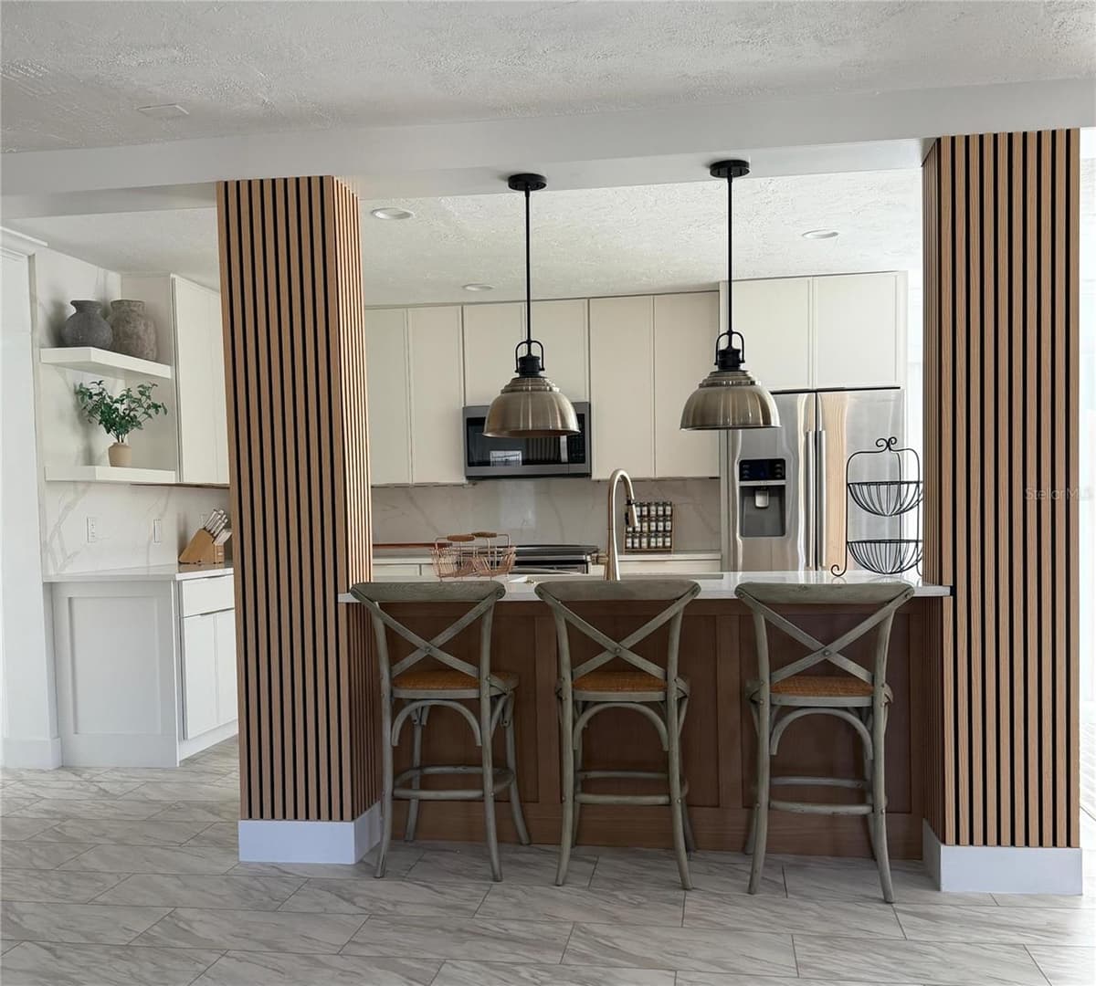 4534 LAKE DRIVE — photo 21 of 25