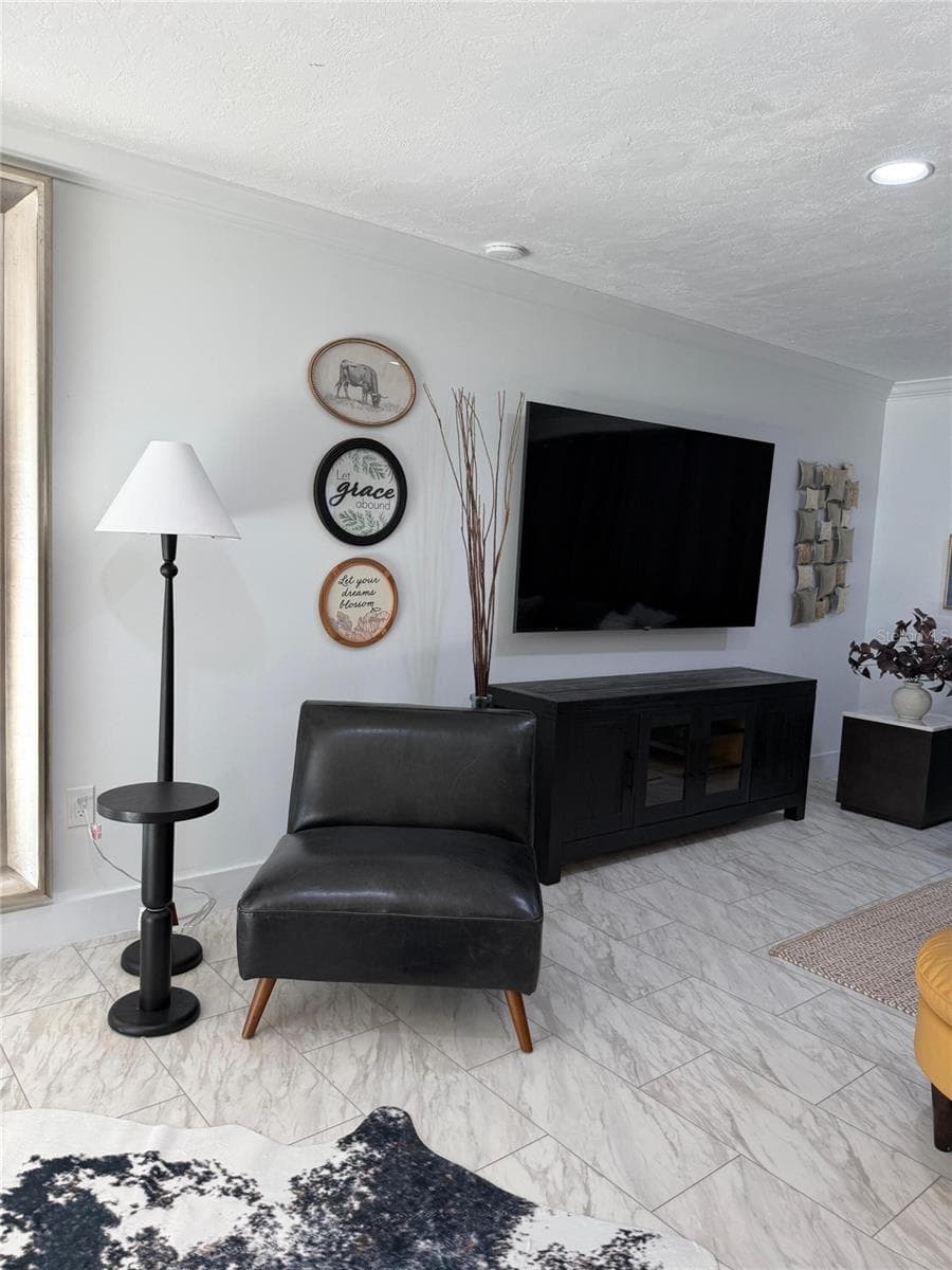 4534 LAKE DRIVE — photo 14 of 25