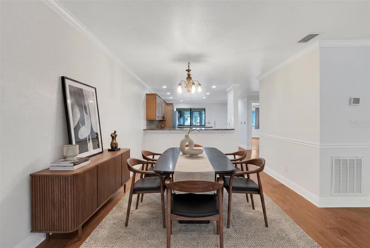 608 MAIN AVENUE — photo 16 of 59