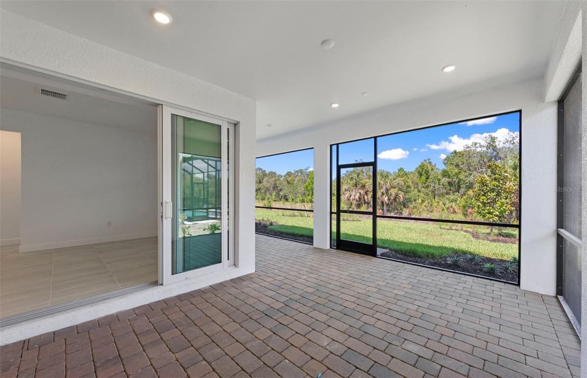 26724 SANDY BREEZE DRIVE — photo 26 of 40