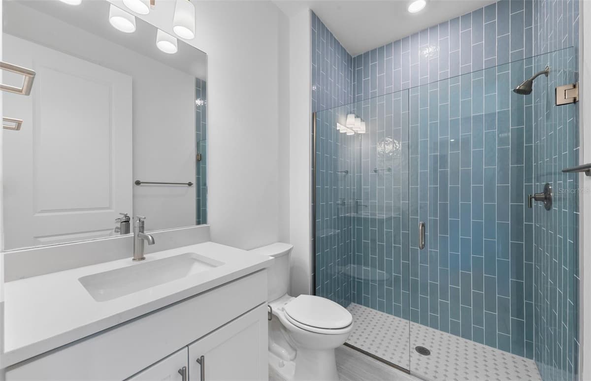 26724 SANDY BREEZE DRIVE — photo 18 of 40