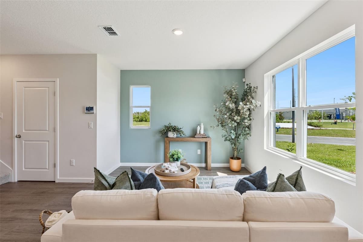 2253 RITA LANE — photo 3 of 23