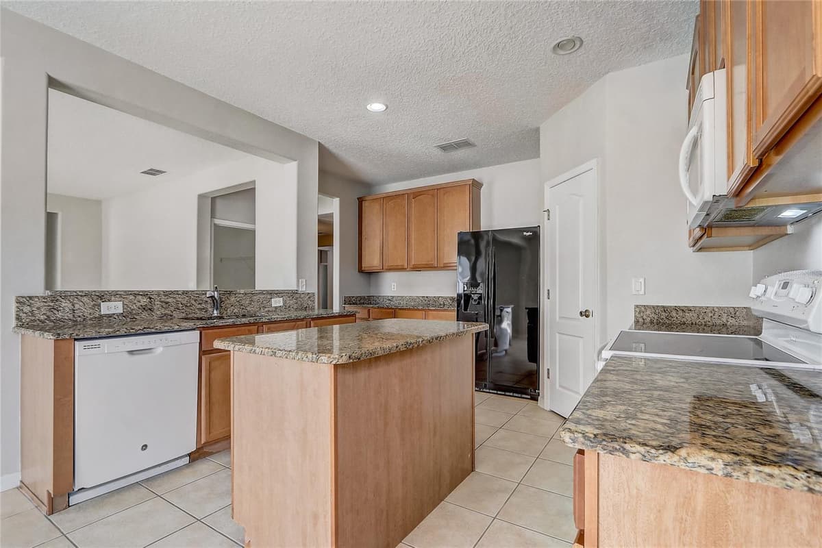 3028 CAMINO REAL DRIVE — photo 19 of 44