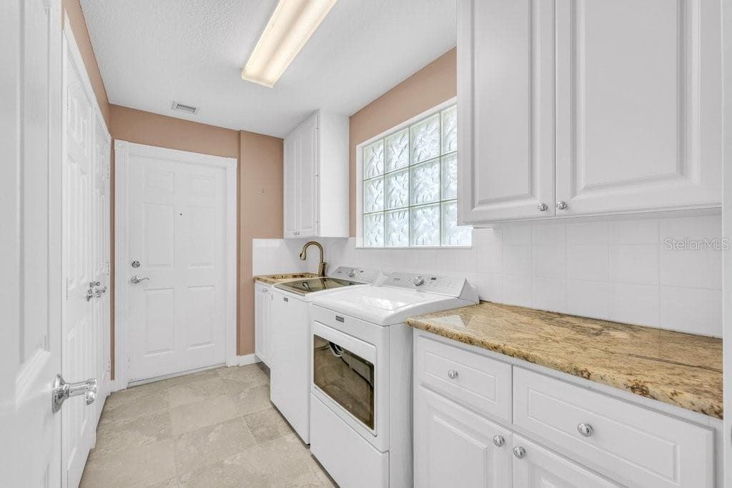 7617 CAMMINARE DRIVE — photo 21 of 64