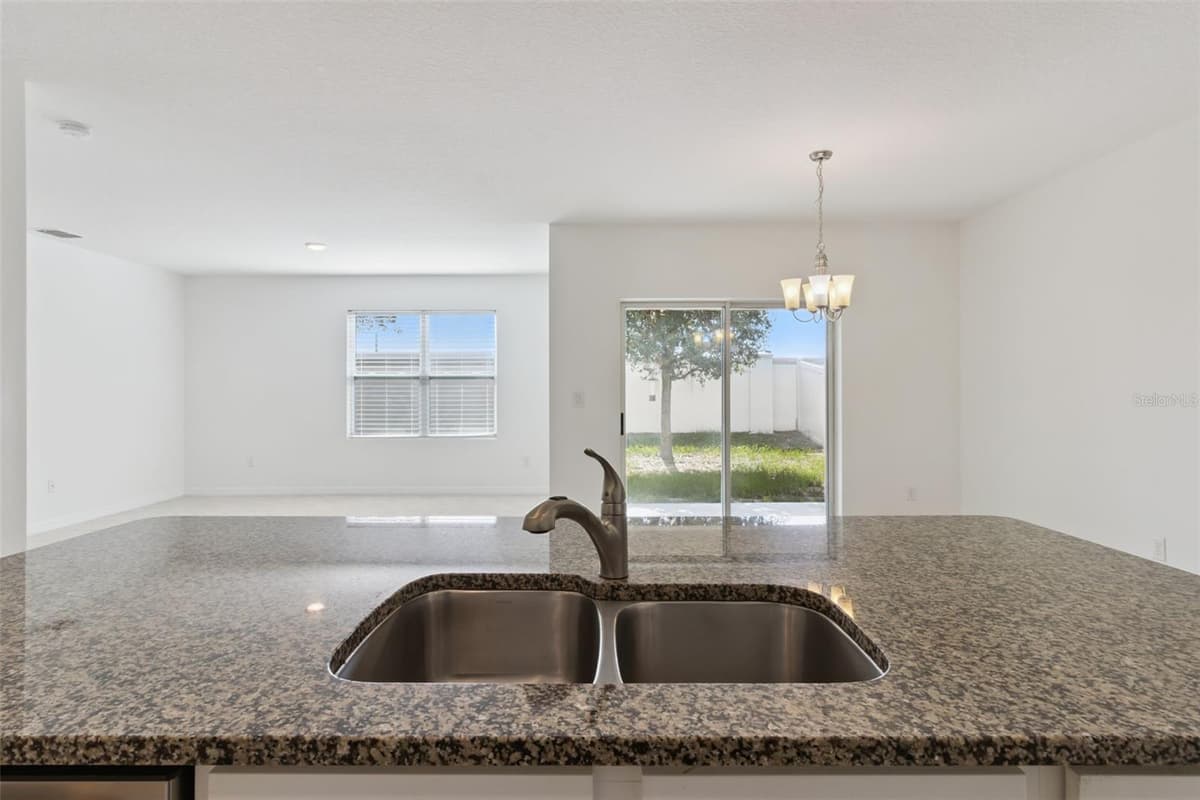 2487 WHITE LILLY DRIVE — photo 10 of 71