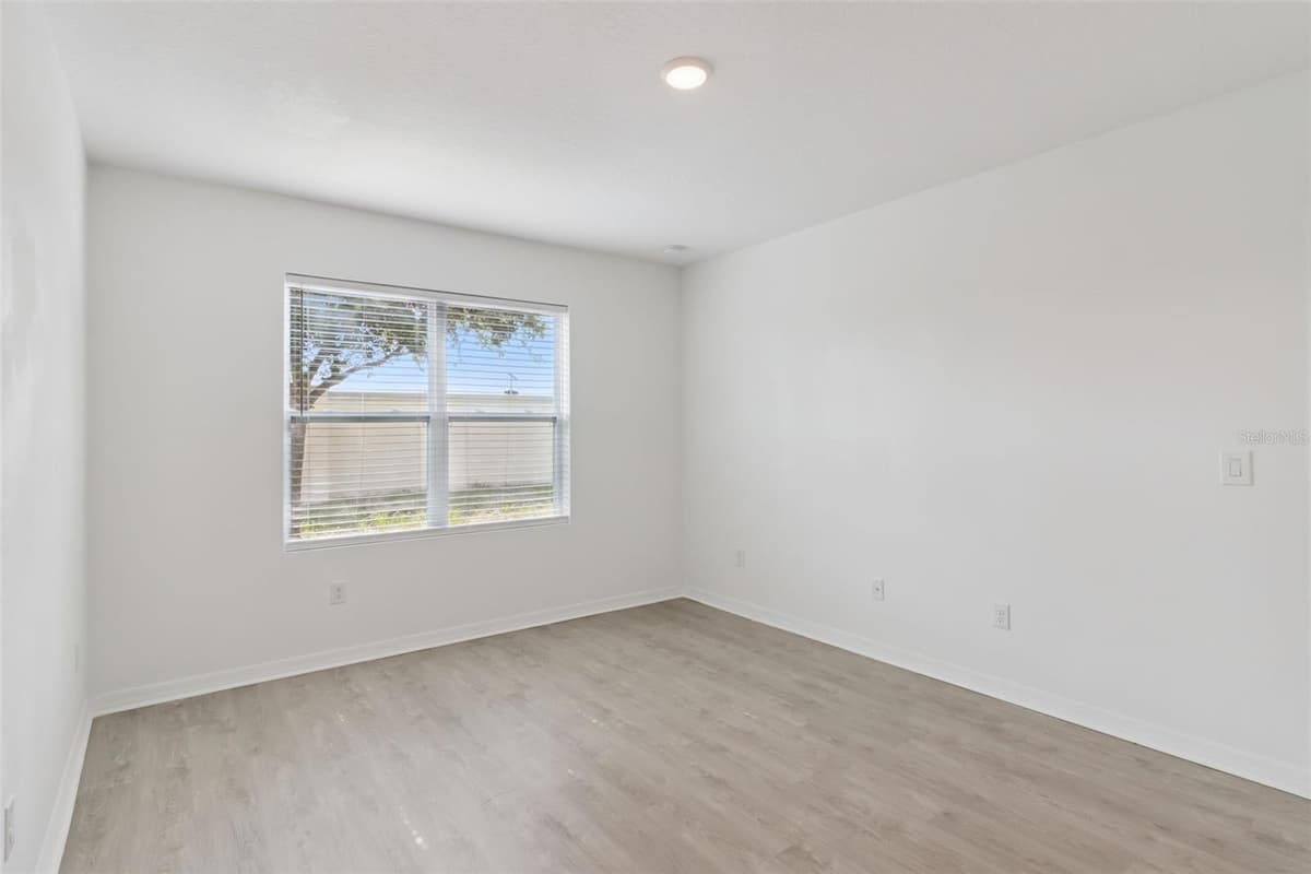 2487 WHITE LILLY DRIVE — photo 37 of 71