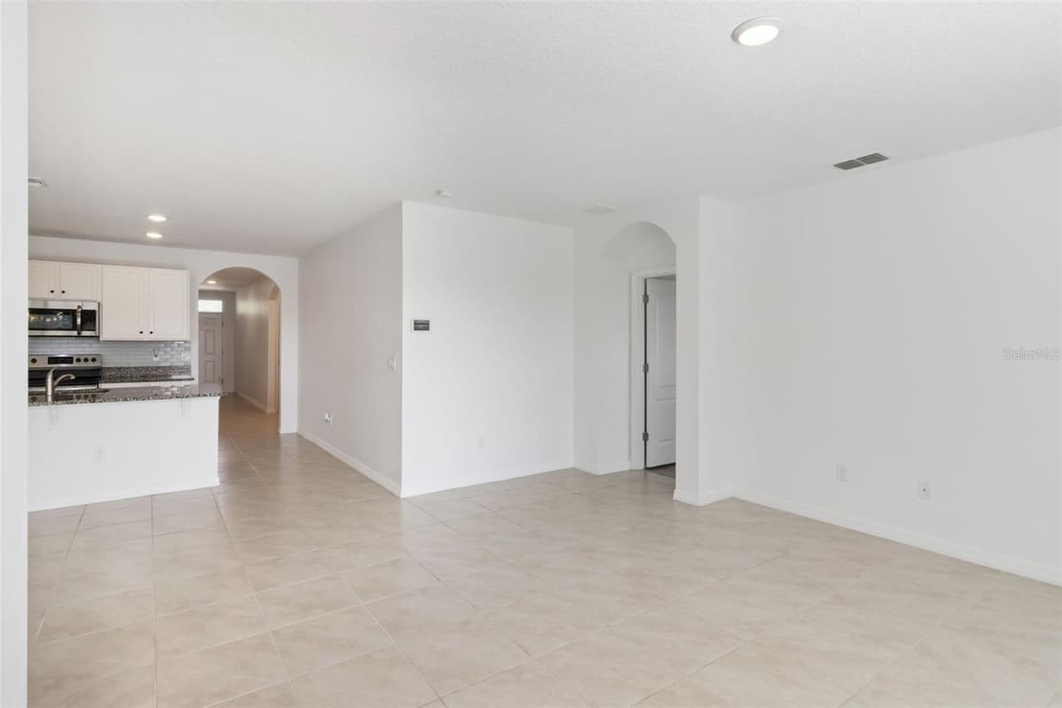 2487 WHITE LILLY DRIVE — photo 32 of 71