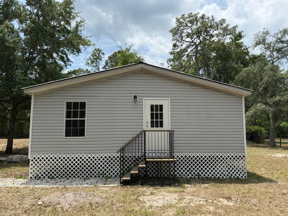 10405 JUNGLE STREET — photo 4 of 26