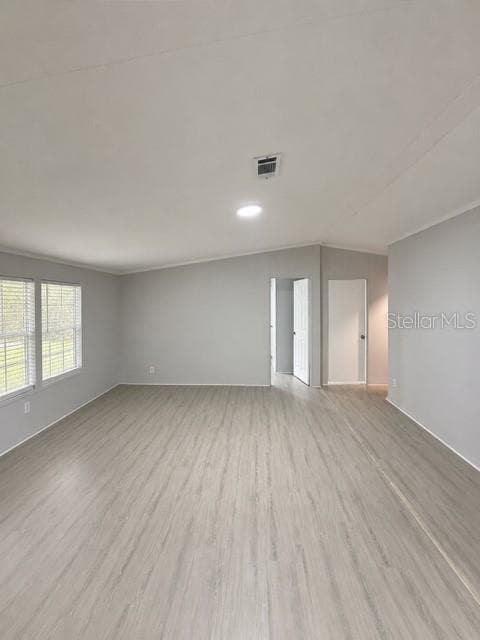 10405 JUNGLE STREET — photo 10 of 26