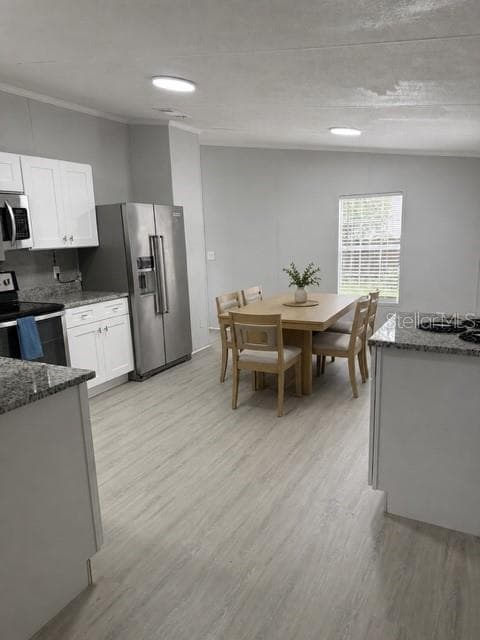 10405 JUNGLE STREET — photo 12 of 26