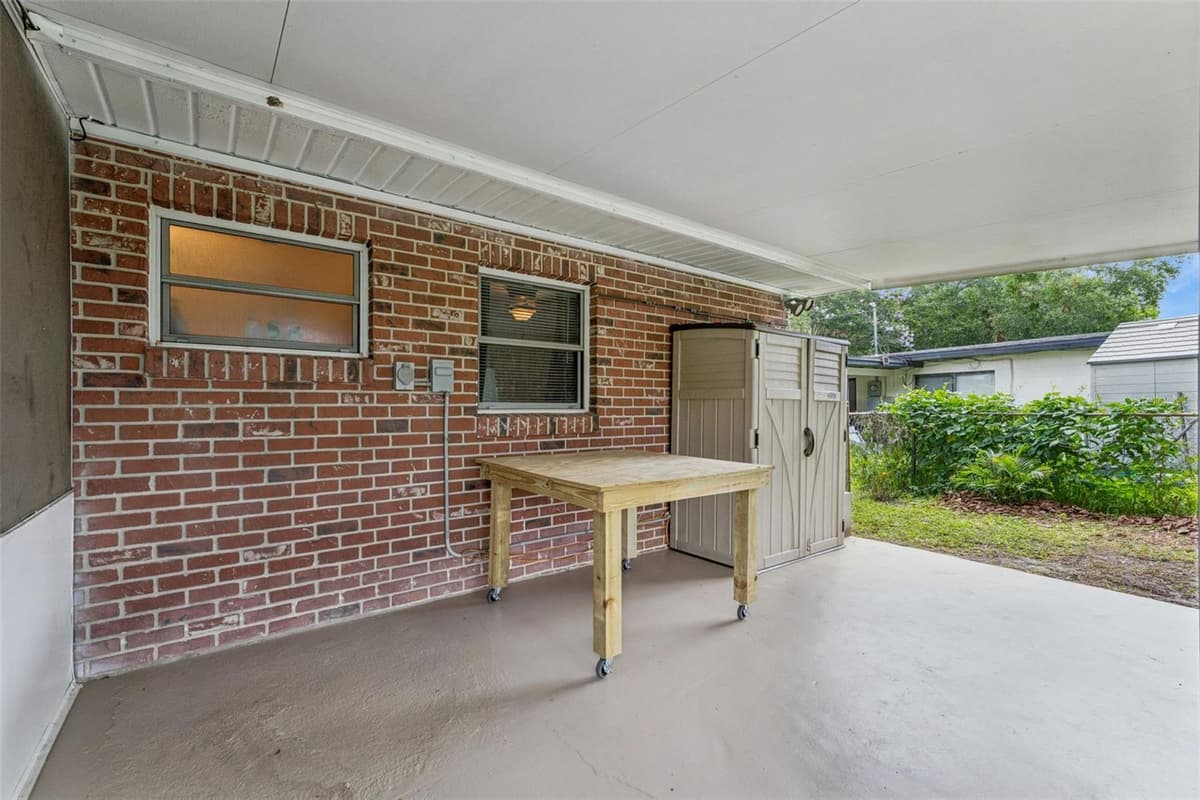 812 AGNES DRIVE — photo 25 of 40
