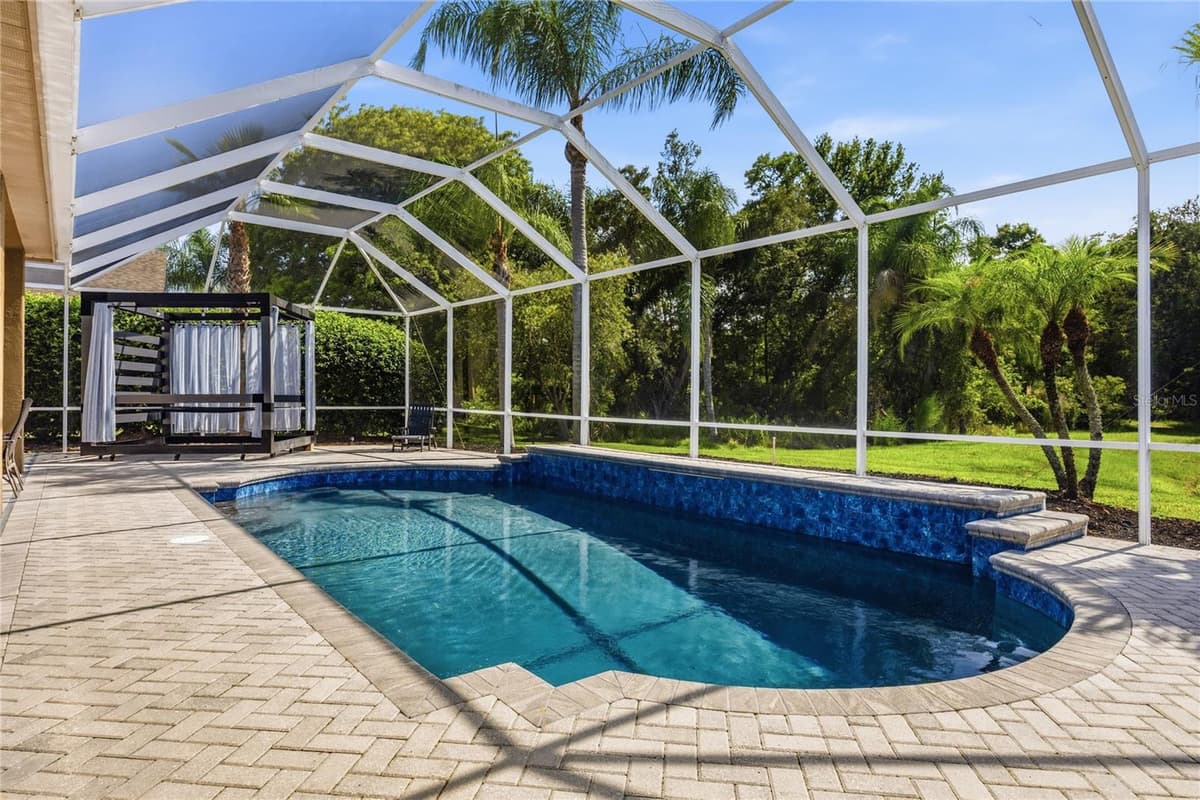 5522 REFLECTIONS BOULEVARD — photo 34 of 45