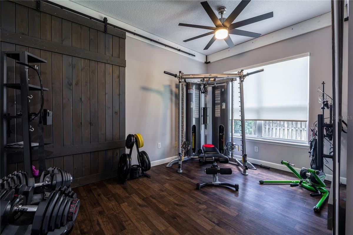 5522 REFLECTIONS BOULEVARD — photo 23 of 45