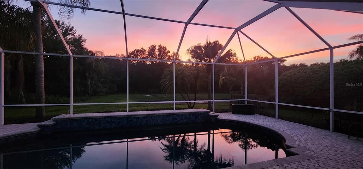 5522 REFLECTIONS BOULEVARD — photo 37 of 45