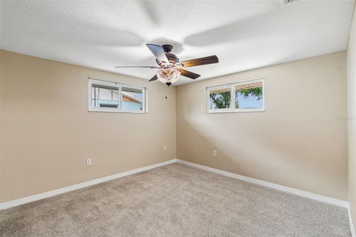 8832 GOSHEN LANE — photo 23 of 40